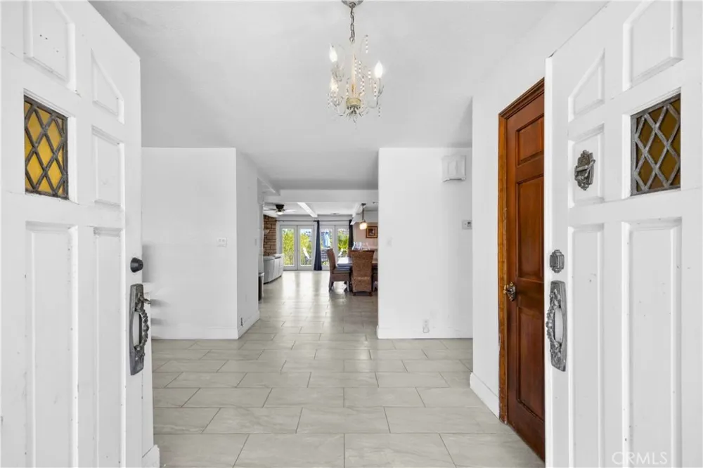 22275 Canyon Club Canyon Lake, CA 92587
