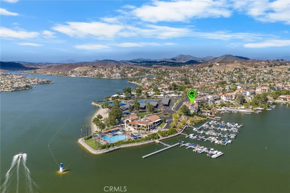 22275 Canyon Club Canyon Lake, CA 92587