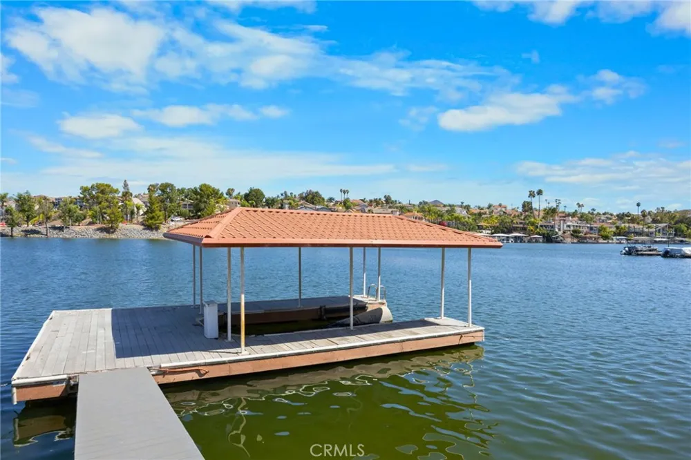 22275 Canyon Club Canyon Lake, CA 92587