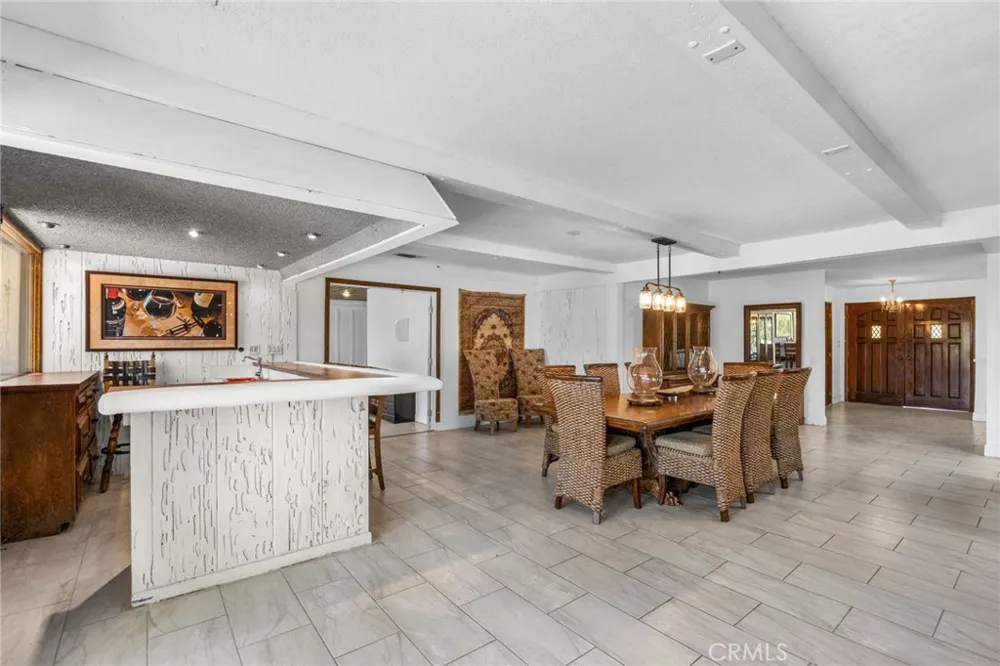 22275 Canyon Club Canyon Lake, CA 92587