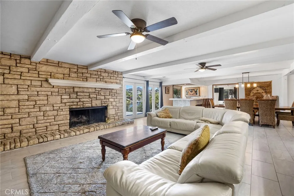 22275 Canyon Club Canyon Lake, CA 92587