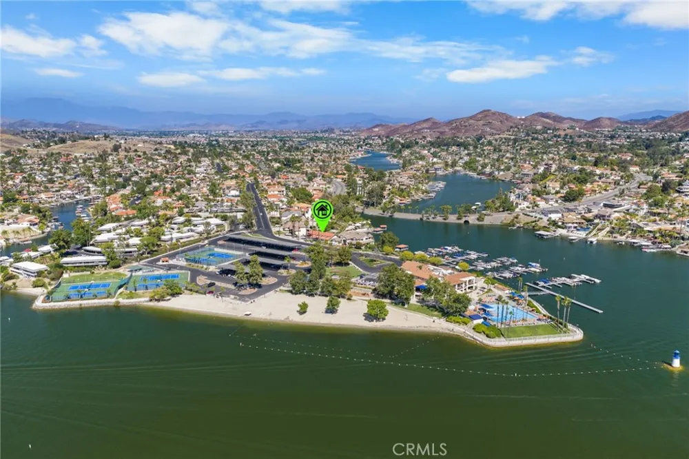 22275 Canyon Club Canyon Lake, CA 92587