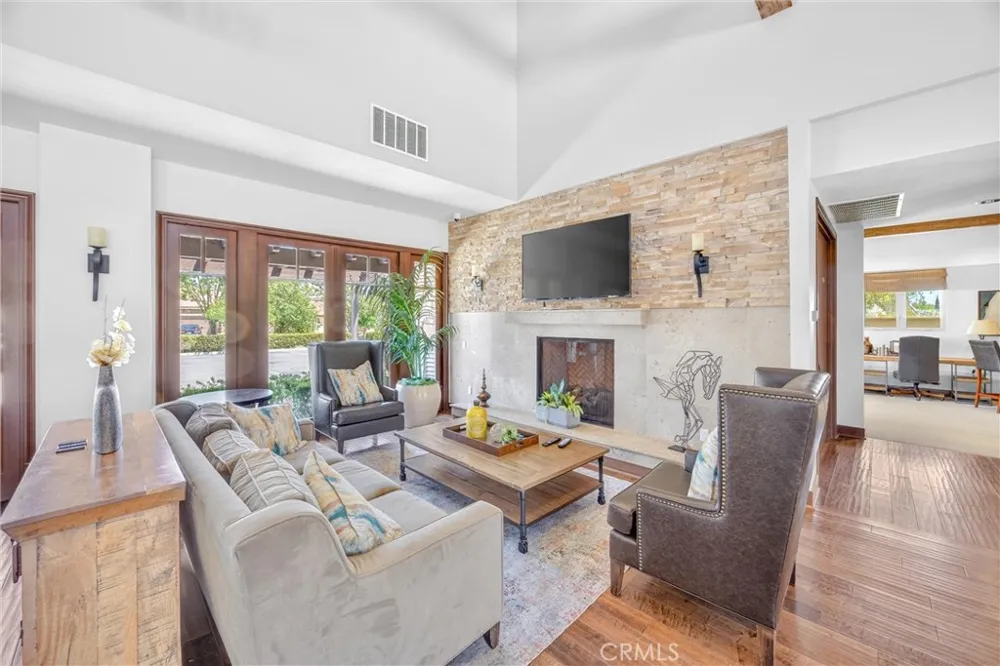 240 Country Club Calimesa, CA 92320