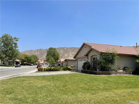 25755 VIA TEJON AVE