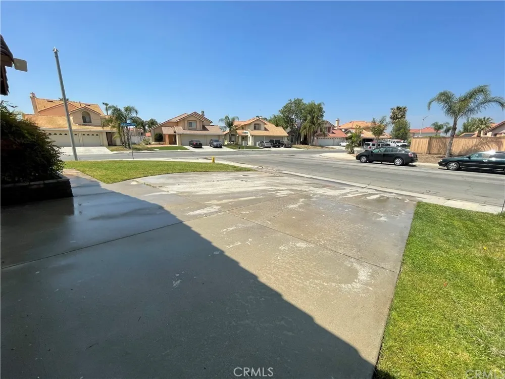 25755 VIA TEJON AVE Moreno Valley, CA 92551