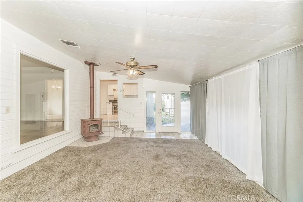 643 E Vassar Fresno, CA 93704