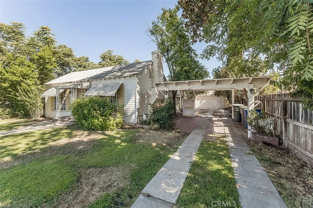 643 E Vassar Fresno, CA 93704