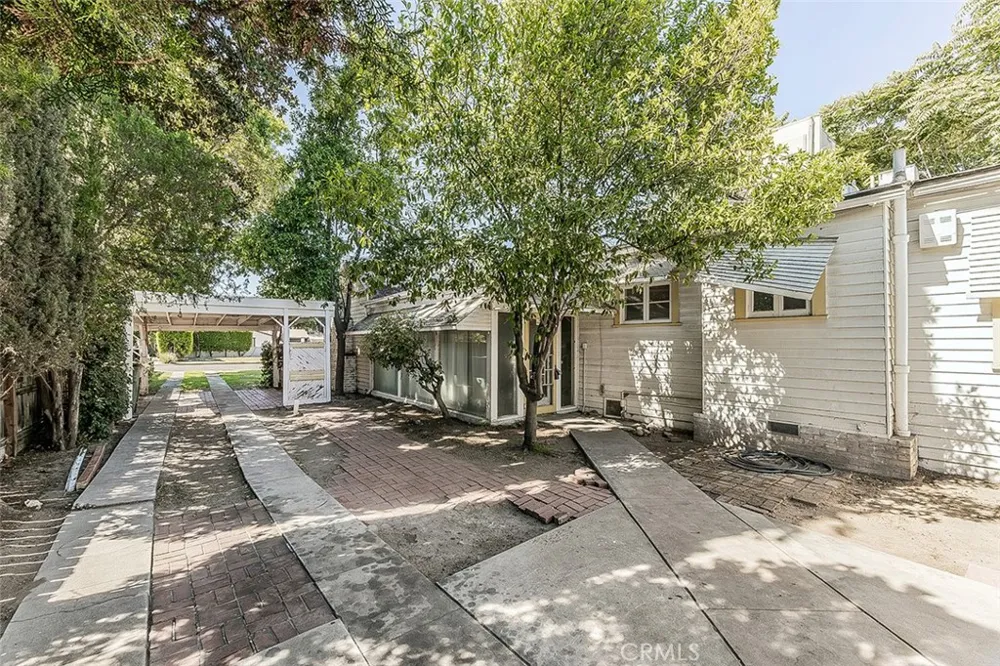 643 E Vassar Fresno, CA 93704