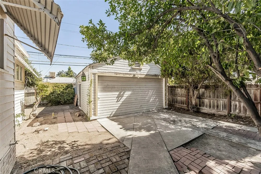643 E Vassar Fresno, CA 93704