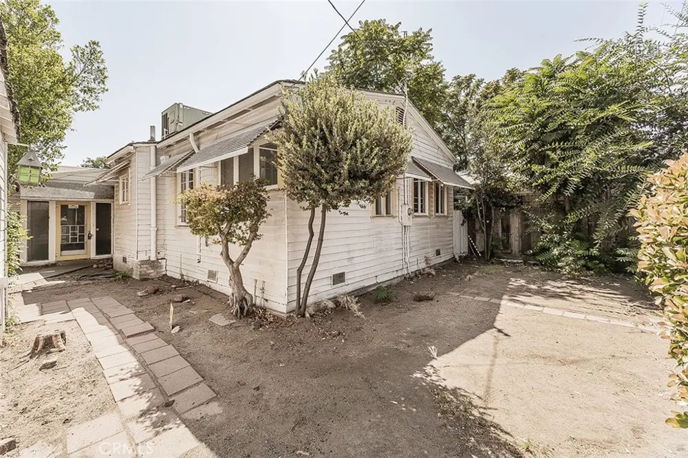 643 E Vassar Fresno, CA 93704