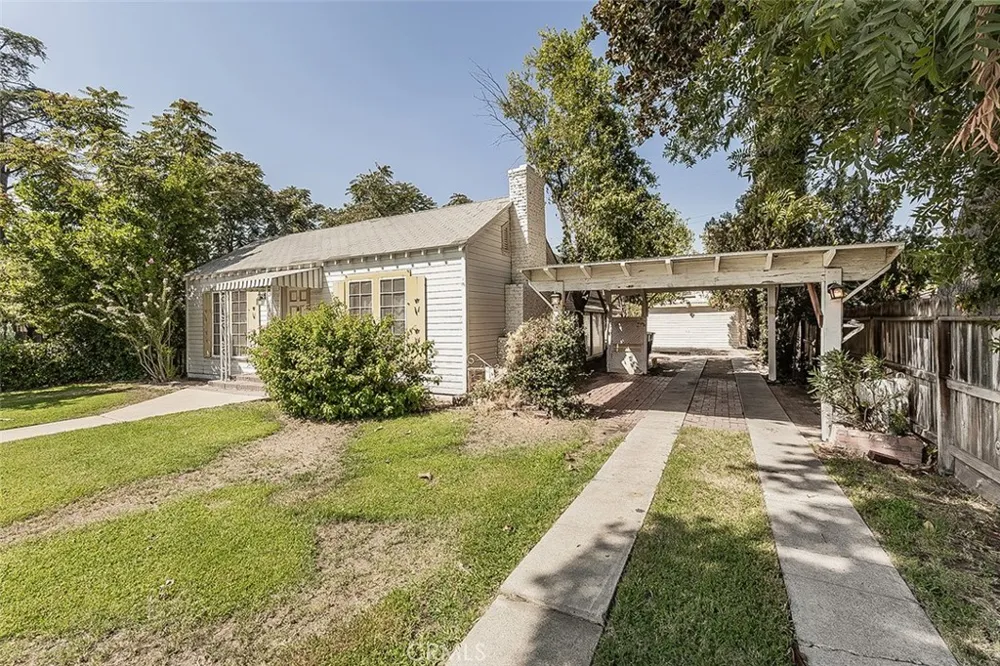 643 E Vassar Fresno, CA 93704