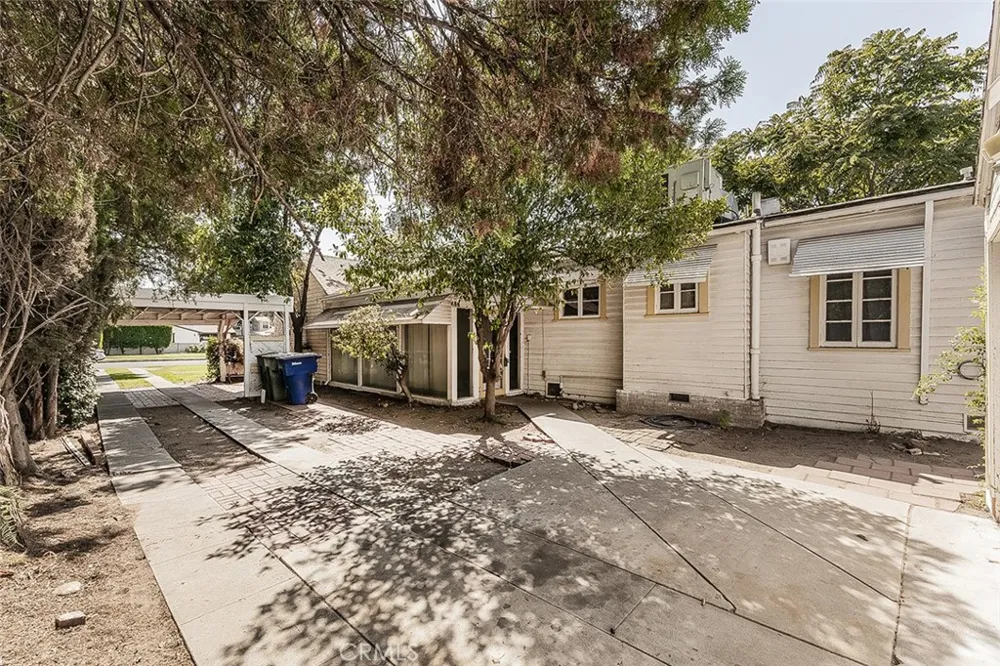 643 E Vassar Fresno, CA 93704