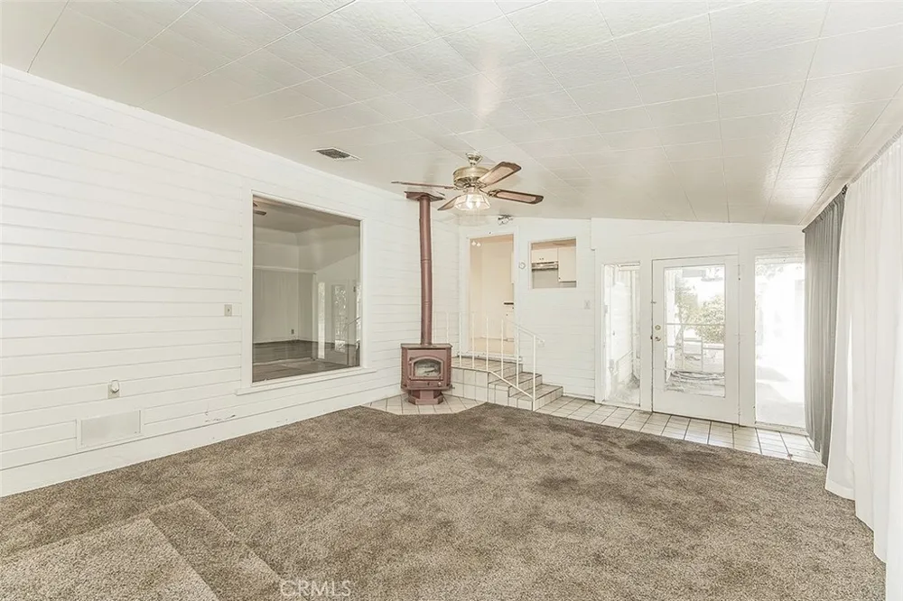 643 E Vassar Fresno, CA 93704