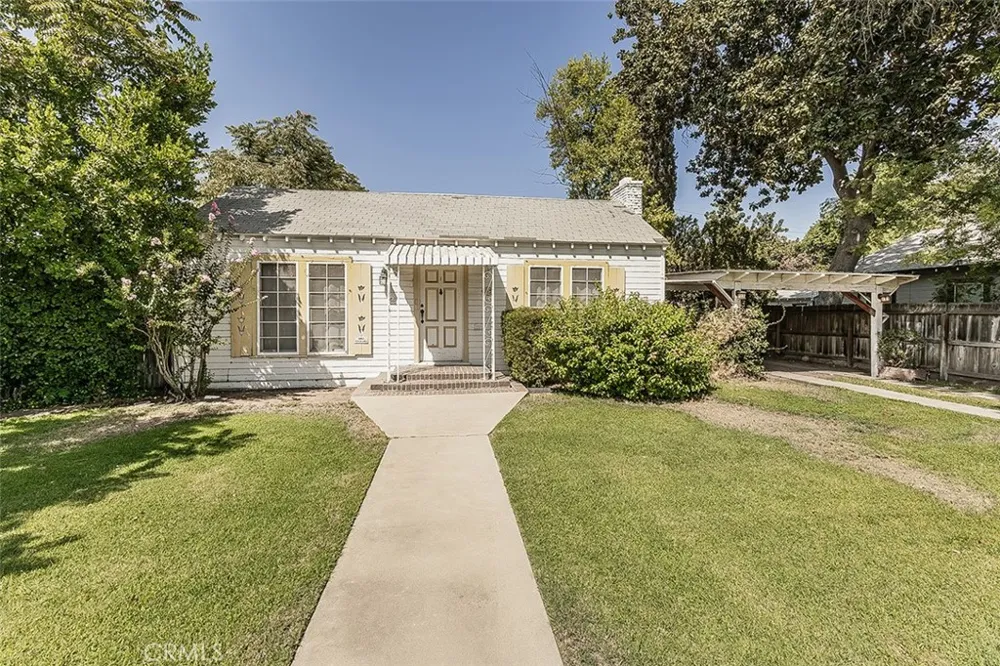 643 E Vassar Fresno, CA 93704