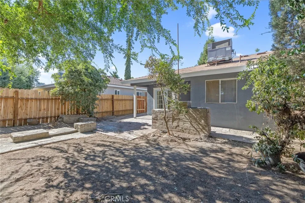5451 W Santa Ana Avenue Fresno, CA 93722