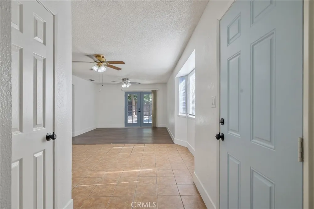 5451 W Santa Ana Avenue Fresno, CA 93722