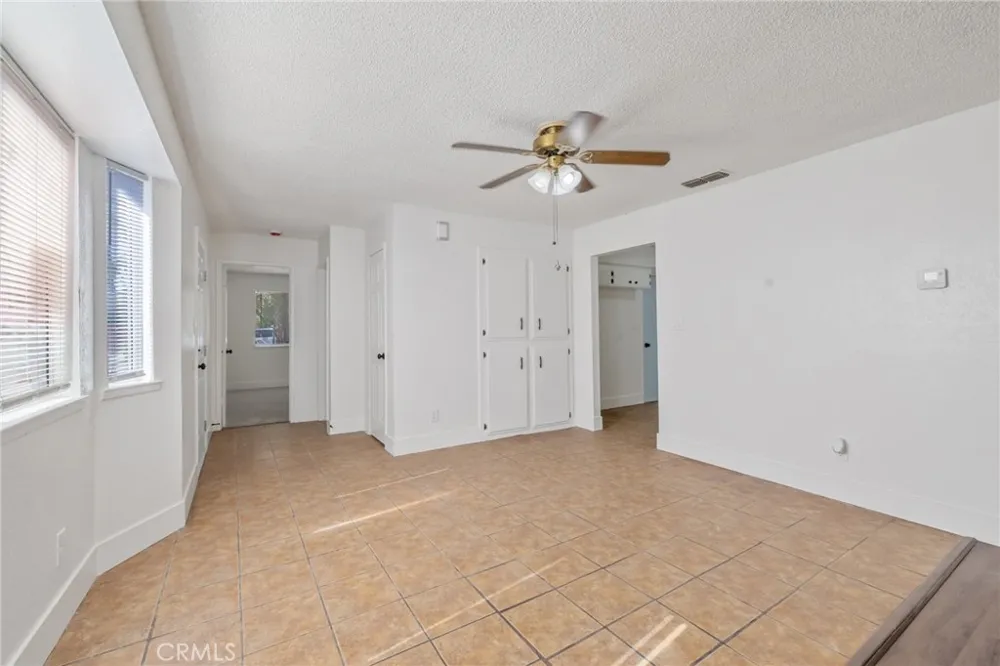 5451 W Santa Ana Avenue Fresno, CA 93722