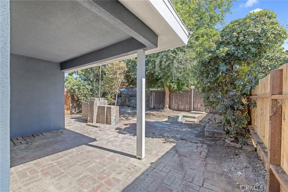 5451 W Santa Ana Avenue Fresno, CA 93722