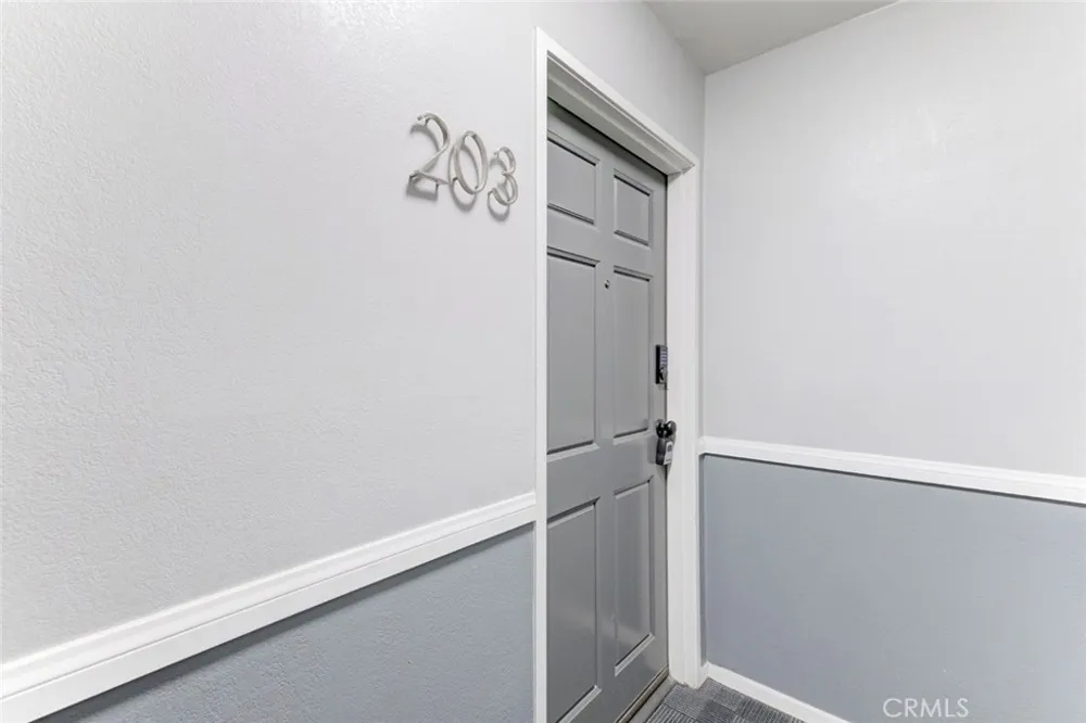 460 Oak Street #203 Glendale, CA 91204