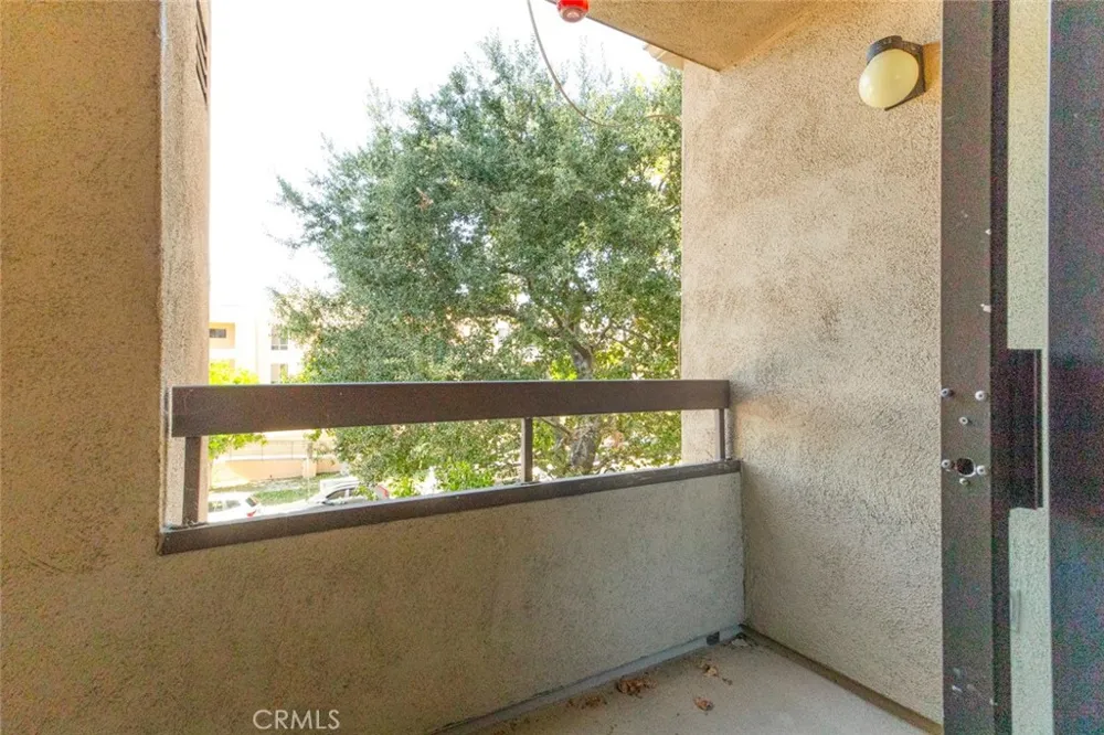 460 Oak Street #203 Glendale, CA 91204