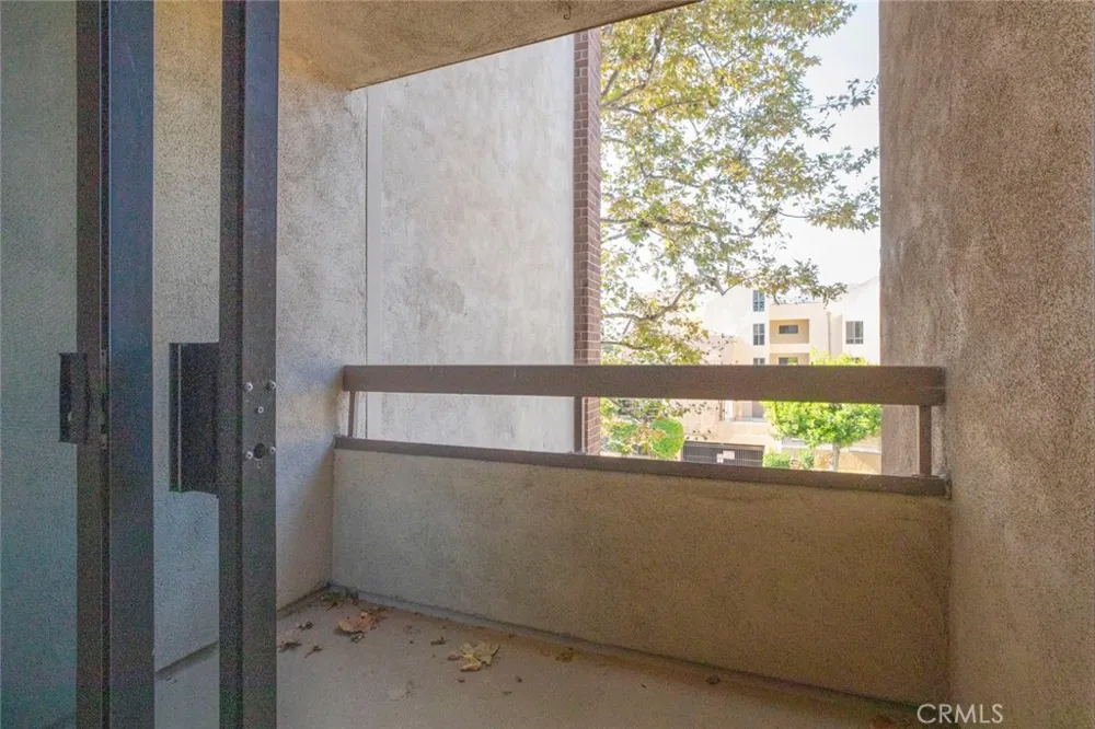460 Oak Street #203 Glendale, CA 91204