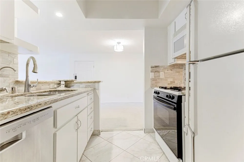 460 Oak Street #203 Glendale, CA 91204