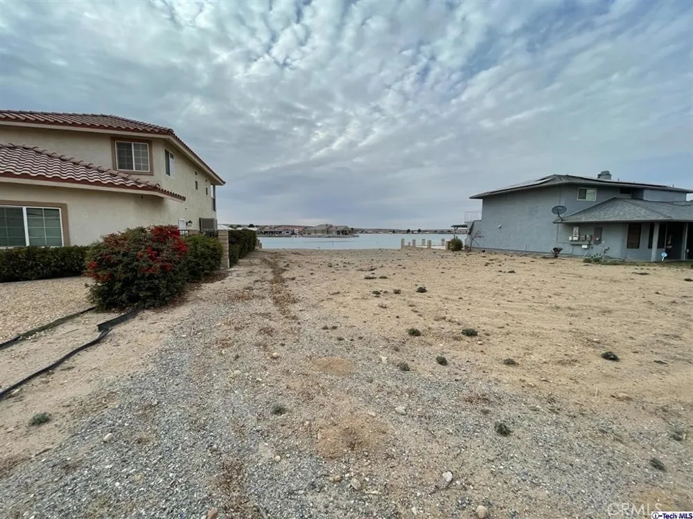 26306 Corona Helendale, CA 92342
