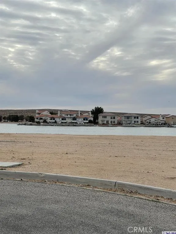 26306 Corona Helendale, CA 92342