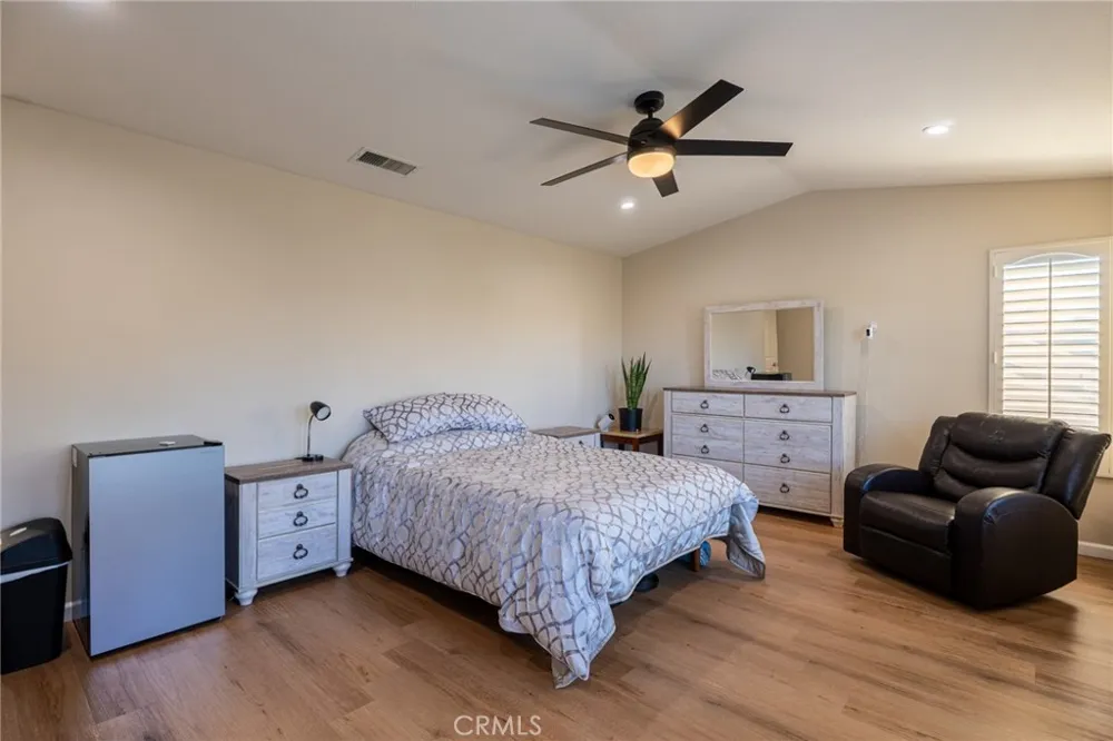 1485 Sappanwood Thousand Oaks, CA 91320