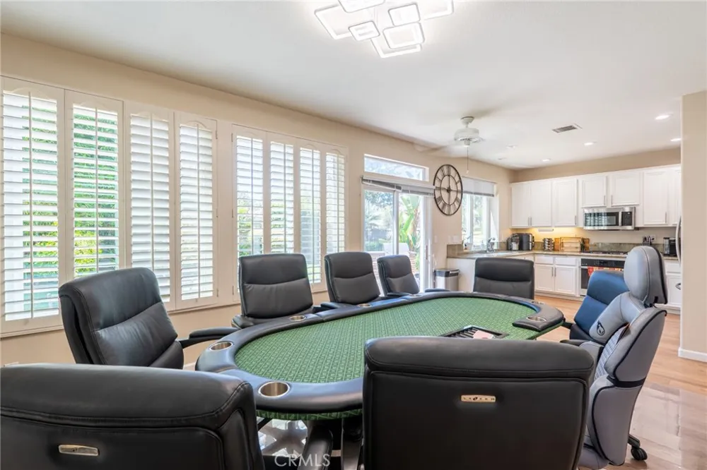 1485 Sappanwood Thousand Oaks, CA 91320