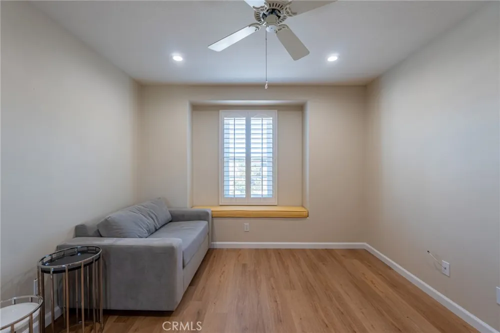 1485 Sappanwood Thousand Oaks, CA 91320
