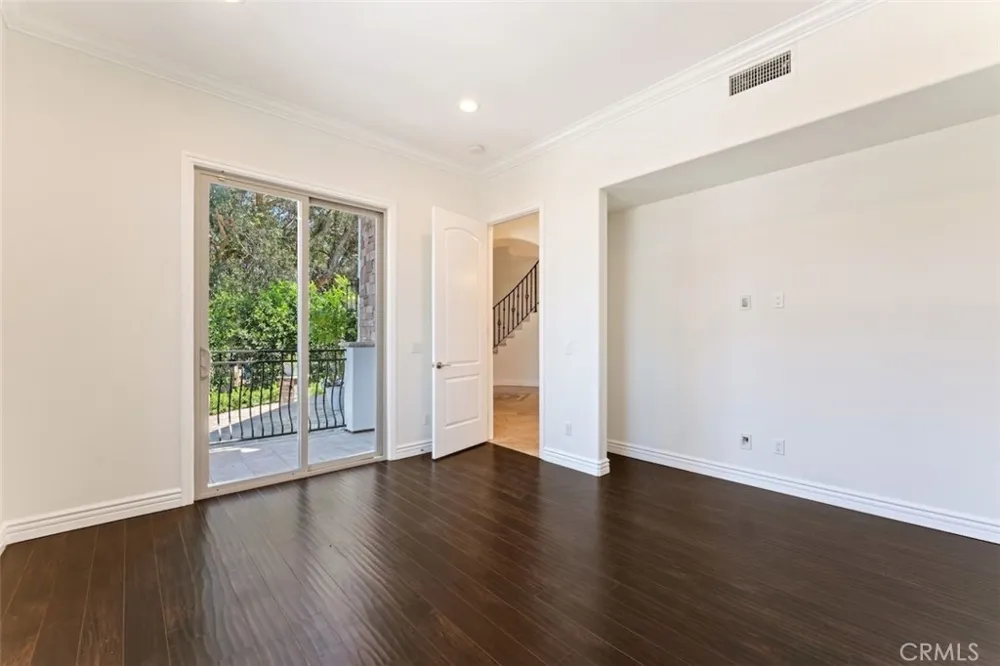 8808 Yates Street Sunland, CA 91040