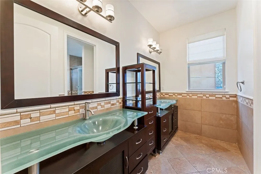 8808 Yates Street Sunland, CA 91040
