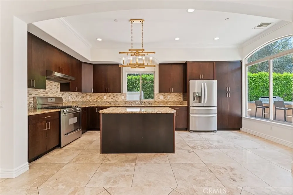 8808 Yates Street Sunland, CA 91040