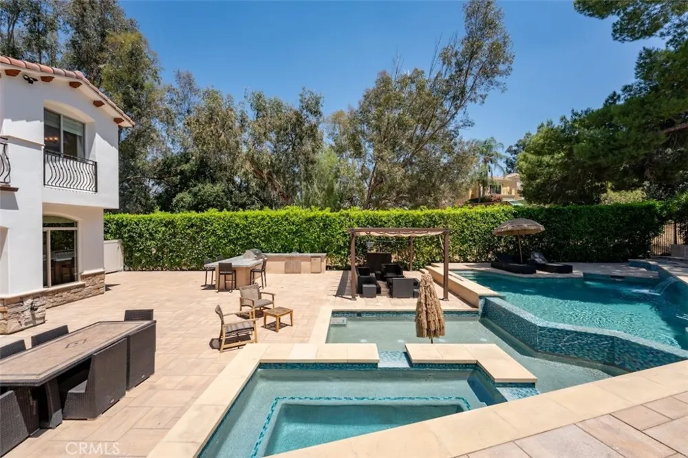 8808 Yates Street Sunland, CA 91040