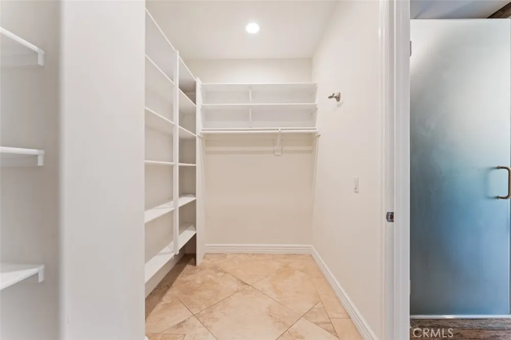 8808 Yates Street Sunland, CA 91040
