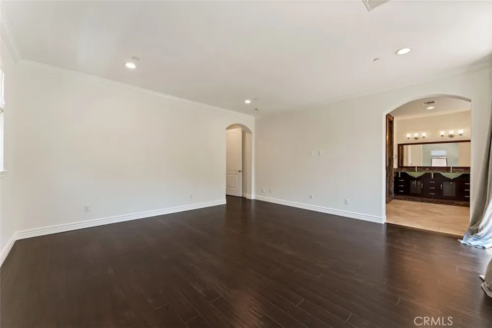 8808 Yates Street Sunland, CA 91040