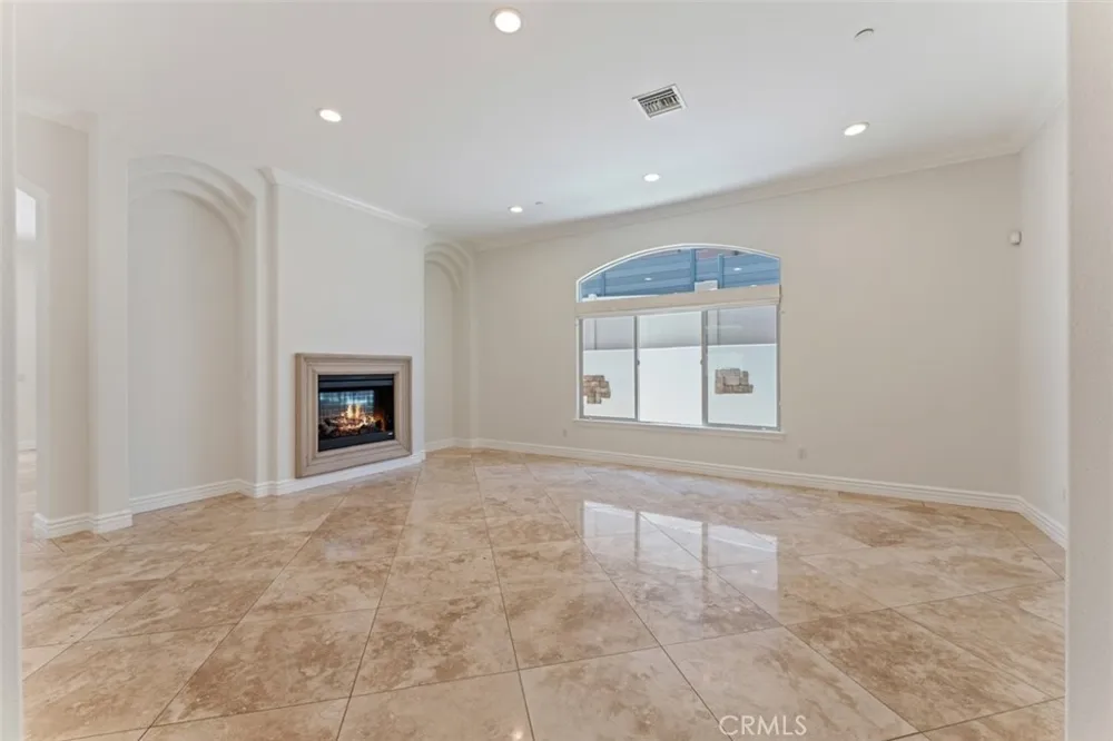 8808 Yates Street Sunland, CA 91040