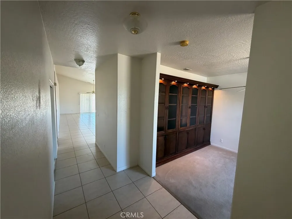 14125 Quinnault Rd Apple Valley, CA 92307