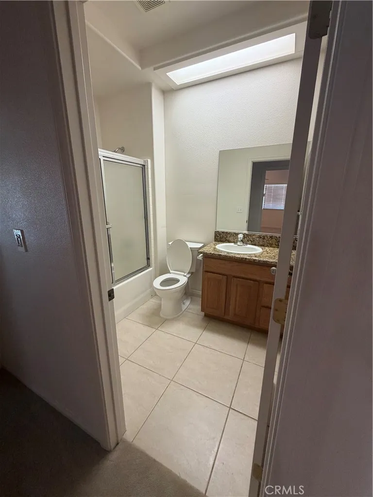 14125 Quinnault Rd Apple Valley, CA 92307