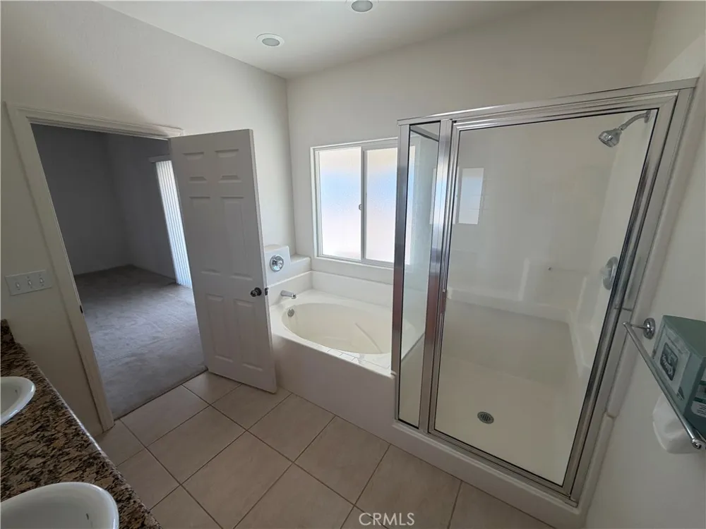 14125 Quinnault Rd Apple Valley, CA 92307