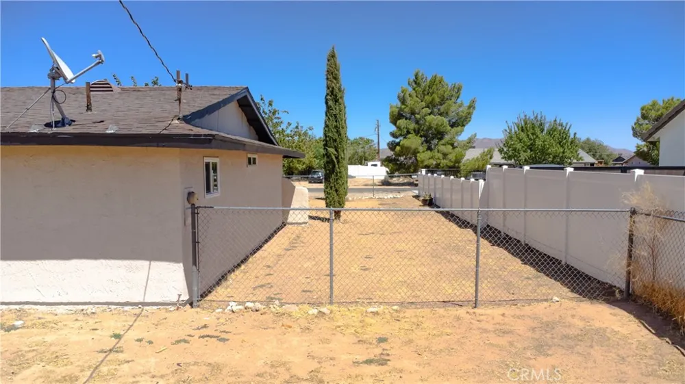15576 Ute Road Apple Valley, CA 92307