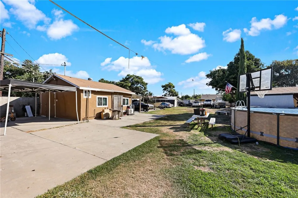 13244 Francisquito Baldwin Park, CA 91706