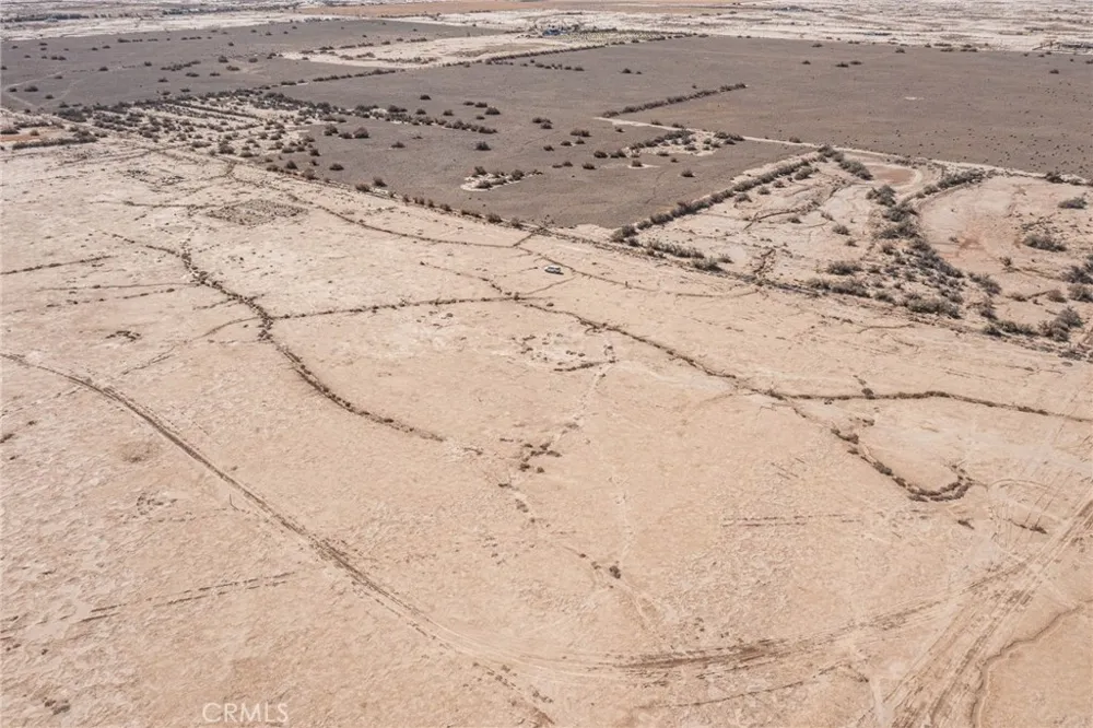 4520713 Amber Road Lucerne Valley, CA 92356