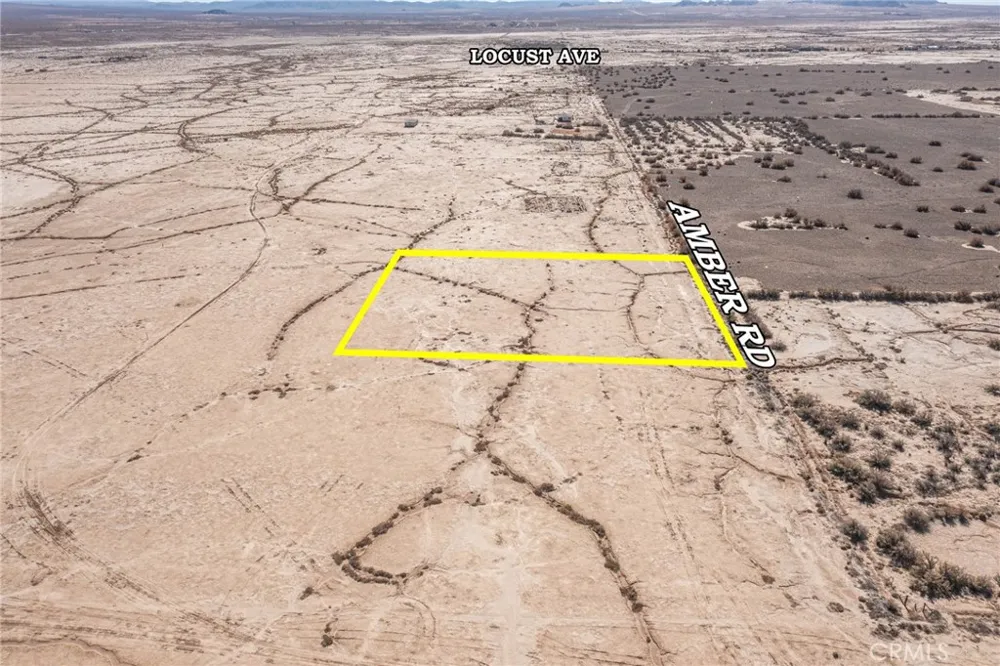 4520713 Amber Road Lucerne Valley, CA 92356