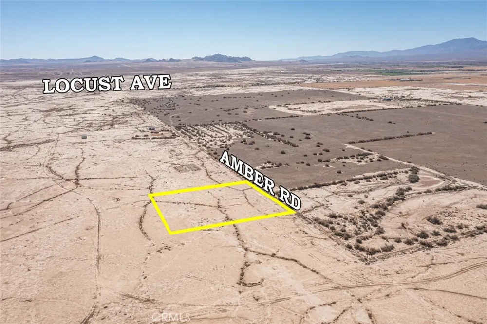 4520713 Amber Road Lucerne Valley, CA 92356