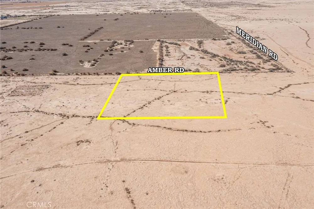 4520713 Amber Road Lucerne Valley, CA 92356