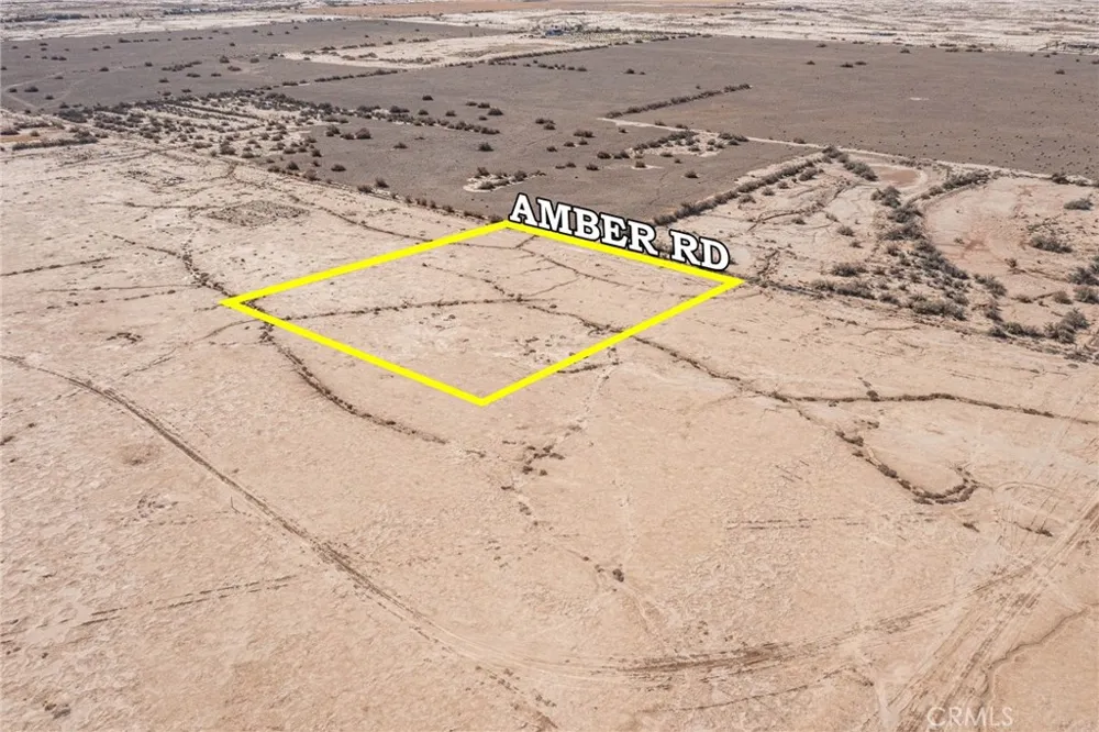 4520713 Amber Road Lucerne Valley, CA 92356