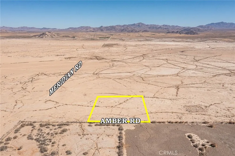 4520713 Amber Road Lucerne Valley, CA 92356