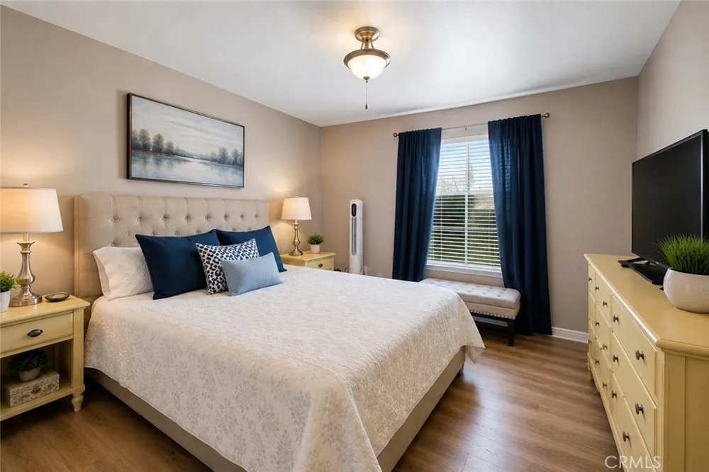 6797 Blue Rose Oak Hills, CA 92344